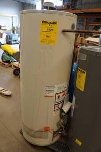 Rheem 50,000 BTU 60 Gallon Natural Gas Water Heater