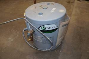 AO Smith 6 Gallon Electric Water Heater