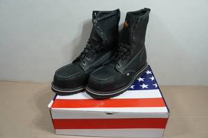 Thorogood 8 Mens Work Boots - Size 11.5