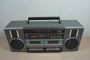 Vintage GE Boom Box