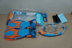 Cressi Blulove Kids Snorkel Set - Fin Size SM