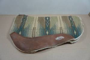 Weaver Equine Felt Contoured Saddle Pad