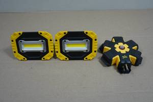 Cordless Work Lights and Power Splitter