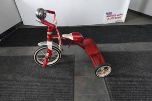 Radio Flyer Metal Tricycle