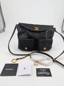 Chanel Black Quilted Leather Shoulder Bag - Gold CC Turn-Lock - Made in Italy