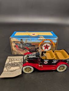 Texaco 1917 Maxwell Touring Car Collector Series Model w Certificate of Authenticity