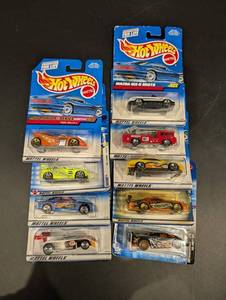 Lot Of 10 Hot Wheels