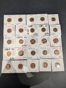 Lincoln Cent Coin Assortment (Lot of 20) - Assorted Years & Mint Marks