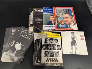 Playbill & Stage Theatre Ephemera Dinner at Eight, Gwen Verdon, KennedyJohnson Memorabilia