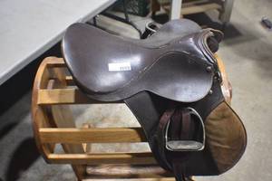 English Saddle