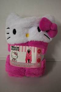 HELLO KITTY OVERSIZED HOODED BLANKE...