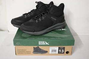 EDDIE BAUER Size 13 mens shoes...