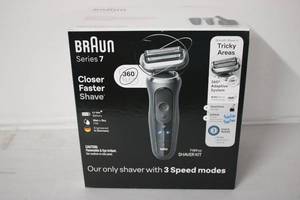 Braun 3 speed shaver series 7...