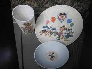 Vintage Disney plate cups and sauce...