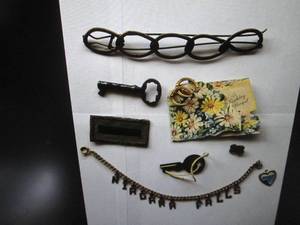 Skeleton keys, small key, 2 freshwa...