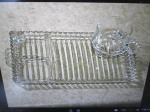 6 Sets of ribbed luncheon plates an...