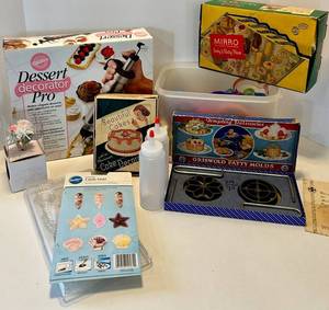 Mirro Cookie & Pastry Press - Griswold Patty Molds - Wilton Dessert Decorator Pro Kit
