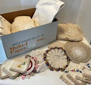 Lace Doilies & Linen Napkins - Vintage Crochet & Embroidery Collection