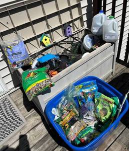 Wild Birds Unlimited Nut N Berry Bird Seed & Colorful Bird Feeders