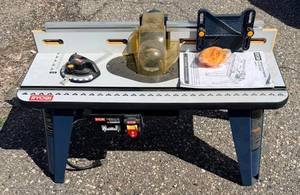 Ryobi A25RT02 Router Table - Includes Manual