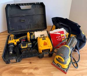 DeWALT DrillDriver DCD760 & DWE6411 Palm Sander with 1 Li-Ion Batteries & Charger