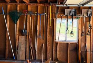 Garden Tools Set - Shovels, Rakes, Spades & Hand Tools