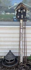 Birdhouse Decor on Stand & Wire Nest Sculpture - Rustic Outdoor Garden Art