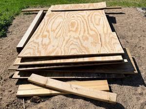 OSB Plywood Sheets Scrap Wood Stack for DIY Projects & Subflooring