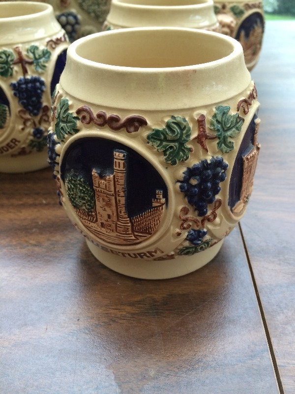 lot 91 image: Antique  Vintage  From Germany - Punch Bowl and cups  (Lot of 10 pieces)   very nice piece - buy it at your price