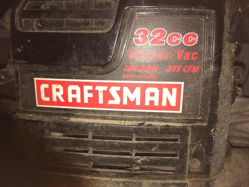 lot 29 image: Craftsman Blower Vac  32cc, 180 MPH peak velocity, 375 CFM