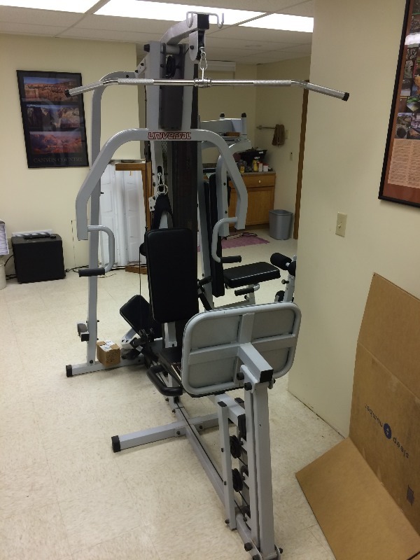 lot 61 image: Universal Home Training Circuit  Like New Condition   Has Manuals
