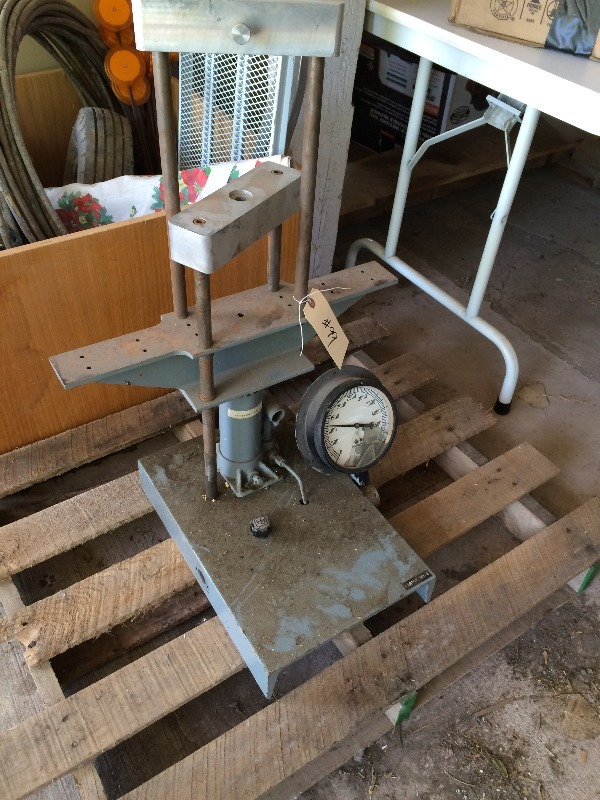 lot 99 image: Hydraulic Press - 5000#