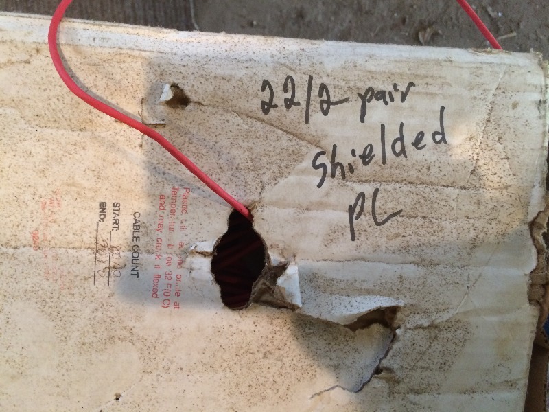 lot 229 image: 222 Shielded wire - approx. 500 ft