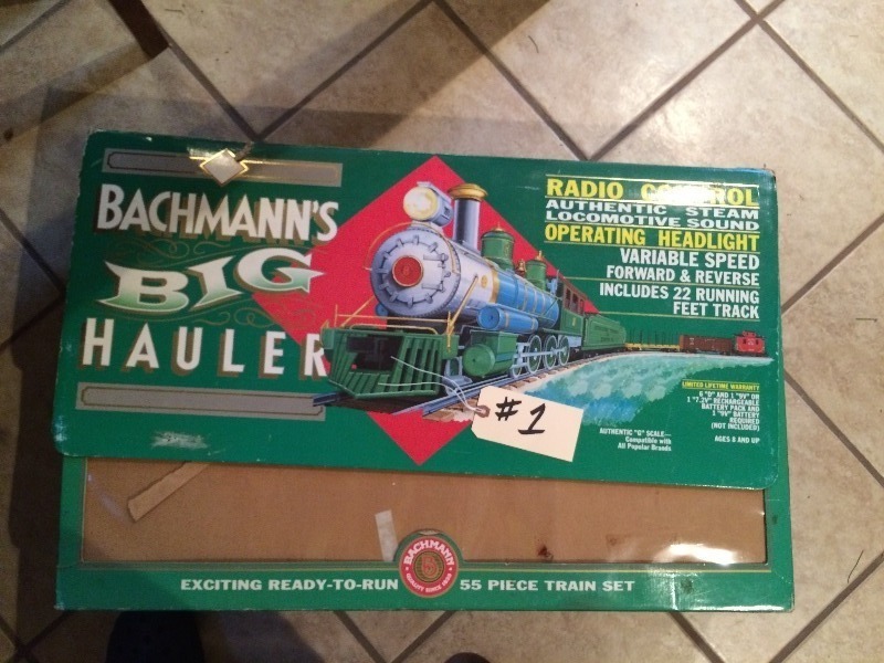 lot 1 image: Bachmanns Big Hauler Train Set - Possible antique  vintage  comes with the original box