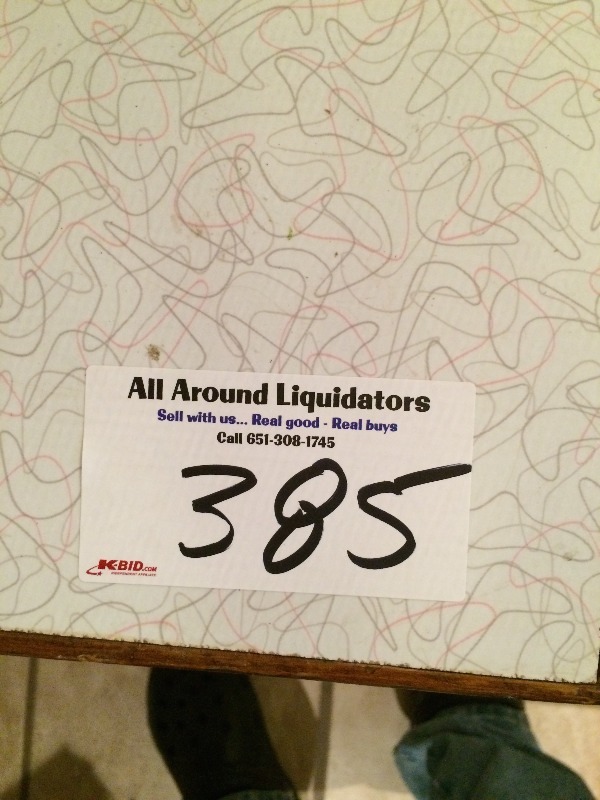 lot 385 image: Table