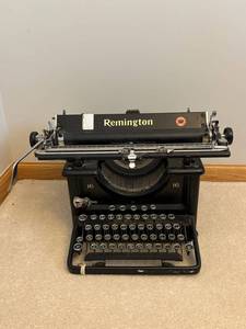 Remington Rand Model 16 Typewriter - Black Vintage Office Desk Machine