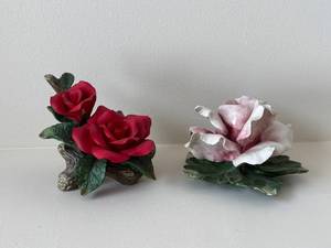 Nuova Capodimonte - Porcelain Roses Two-Piece Set, Red & Pink, Made in Italy