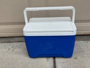 Igloo Cooler - Blue Body with White Lid, Portable Ice Chest