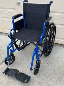 Drive Medical Wheelchair, Blue Frame, Black Nylon Seat & Back, Removable Footrests