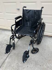 Drive Silver Sport Series Wheelchair - 350 lb Capacity, Black