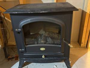 Dimplex Electric Fireplace Stove 120V 1500W Glass Door