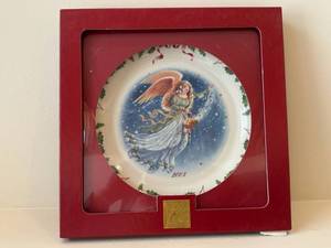 Lenox The Annual Holiday Collector Plate 2003 Thirteenth in Series