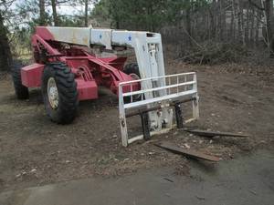 Loed Model 534 diesel material handler.