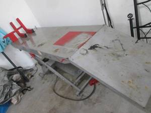 Handy B.O.B. 1500 Air Lift, Motorcycle Lift