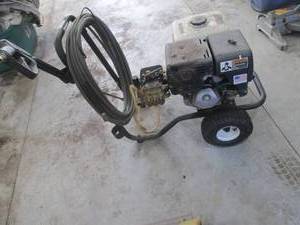 Honda GX340 Pressure Washer - 3500 PSI 3.0 GPM Gas Engine w Hose