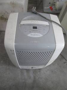 Frigidaire Humidifier FDM7081 - 115V, 70 PintsDay