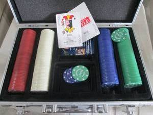 Poker Chip Case Set with 4 Color Stacks and Hoyle Cards