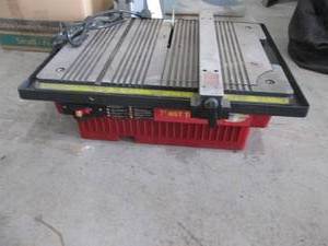 7-Inch Wet Tile Saw - Red Tile Saw with Sliding Fence