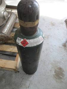 Acetylene, Dissolved Gas Cylinder UN 1001