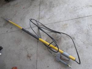 Extendable Sprayer Wand with Pistol-Grip Gun and Hose - Yellow